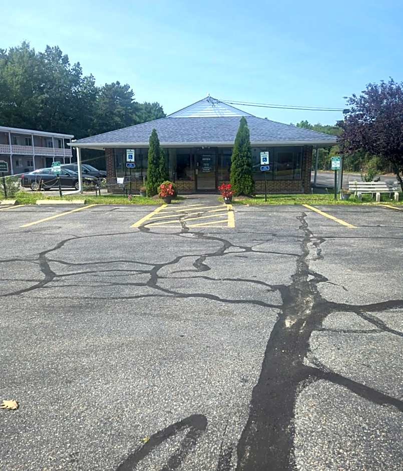 Nashoba Valley Inn & Suites
