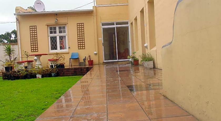 Jikeleza International Backpacker Lodge