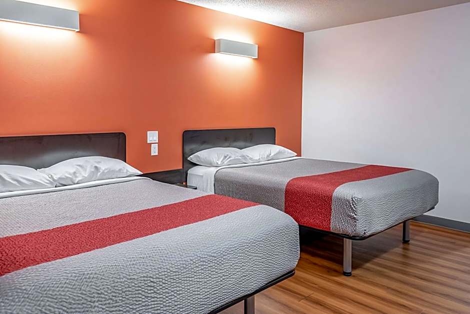 Motel 6-Fort Nelson, BC