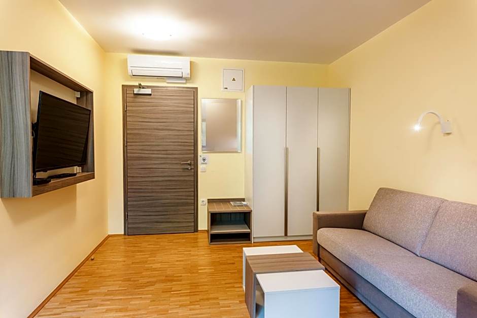 Dvorec Trebnik - SOBE