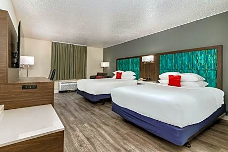 Superior Queen Room with Two Queen Beds