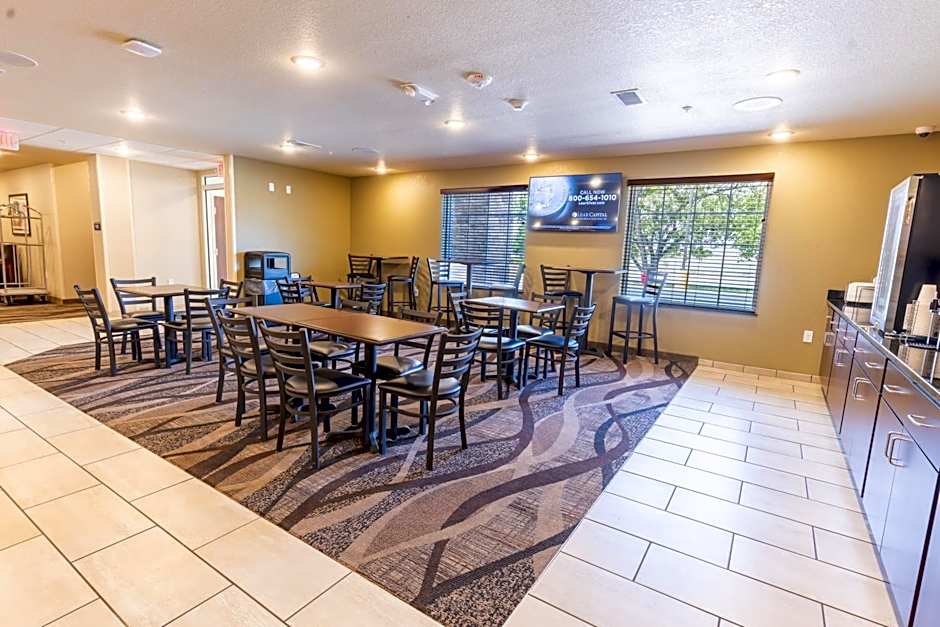 Cobblestone Inn & Suites - Winters