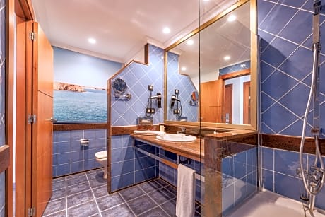 Double Sea View 2 adults + 1 child