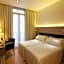 Hotel Lleo