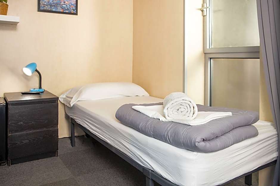 Barcelona Urbany Hostel