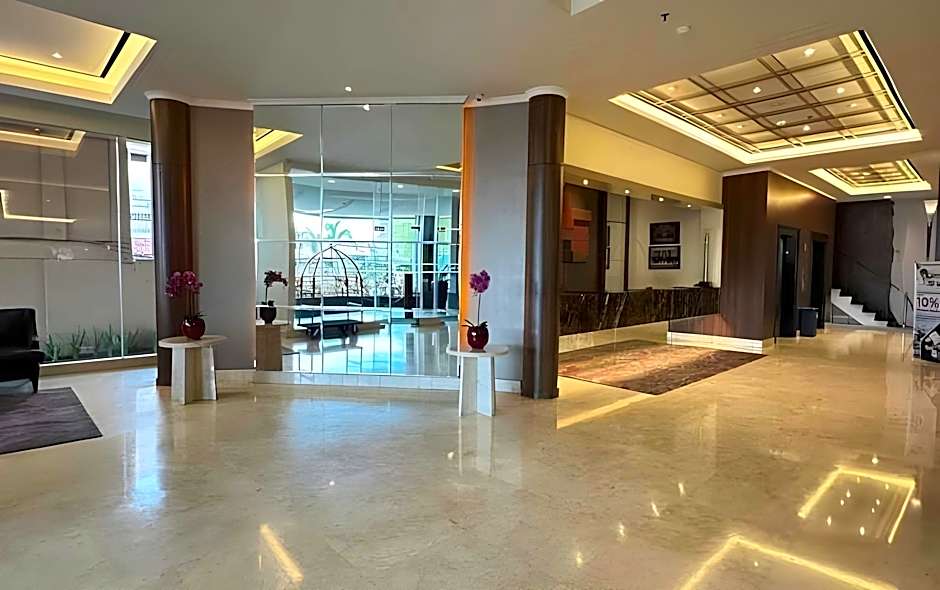 Grand Zuri Dumai Hotel