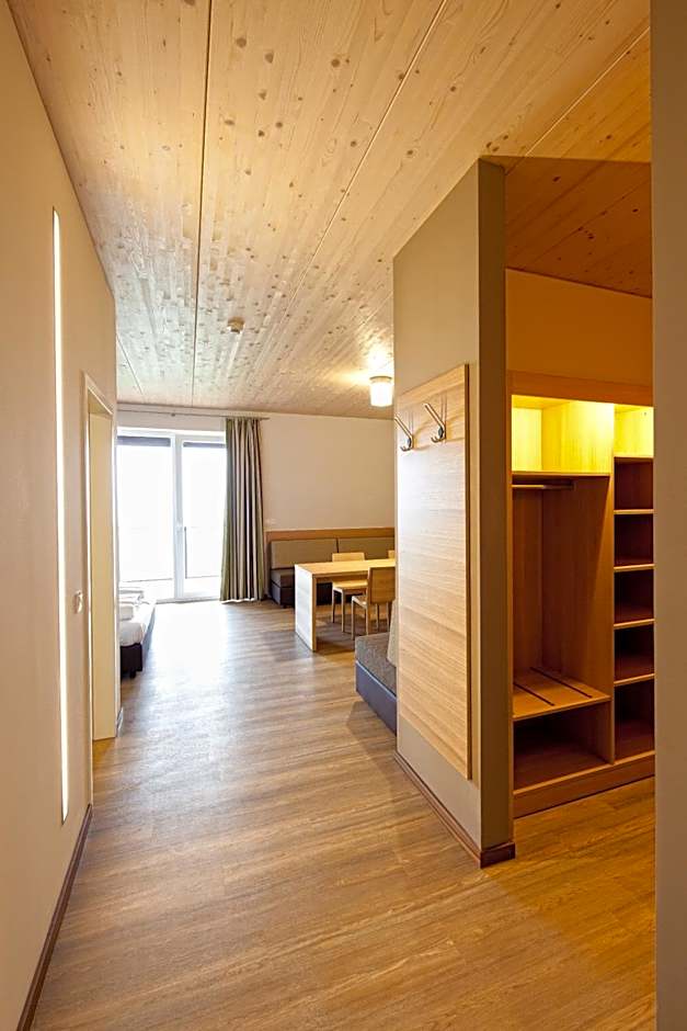 Schatz.Kammer Burg Kreuzen