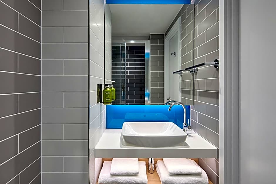 Holiday Inn Express London Limehouse By IHG