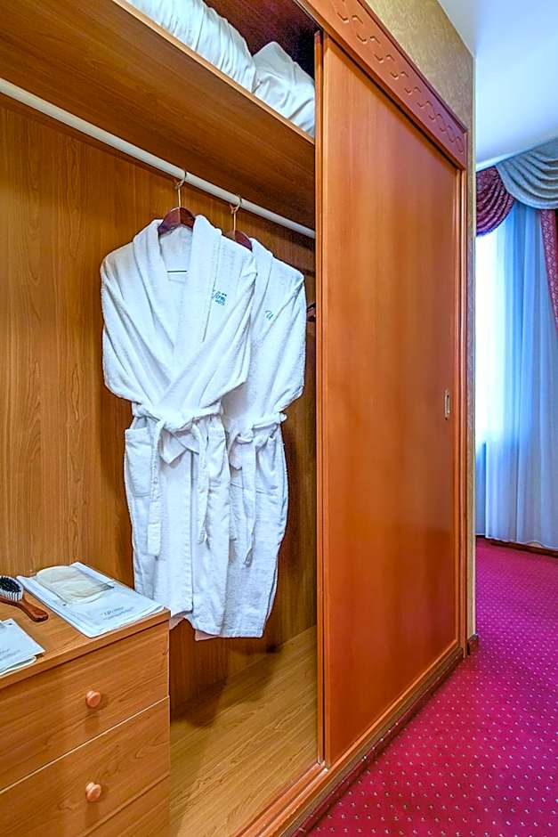 Ukraine Hotel