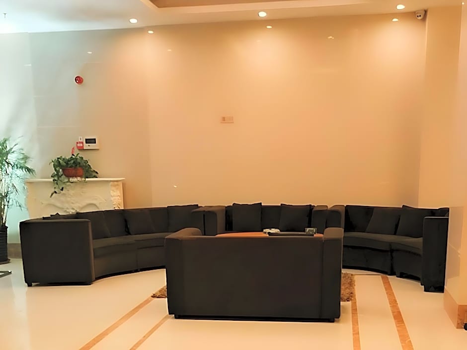 GreenTree Inn Fuyang Technician College