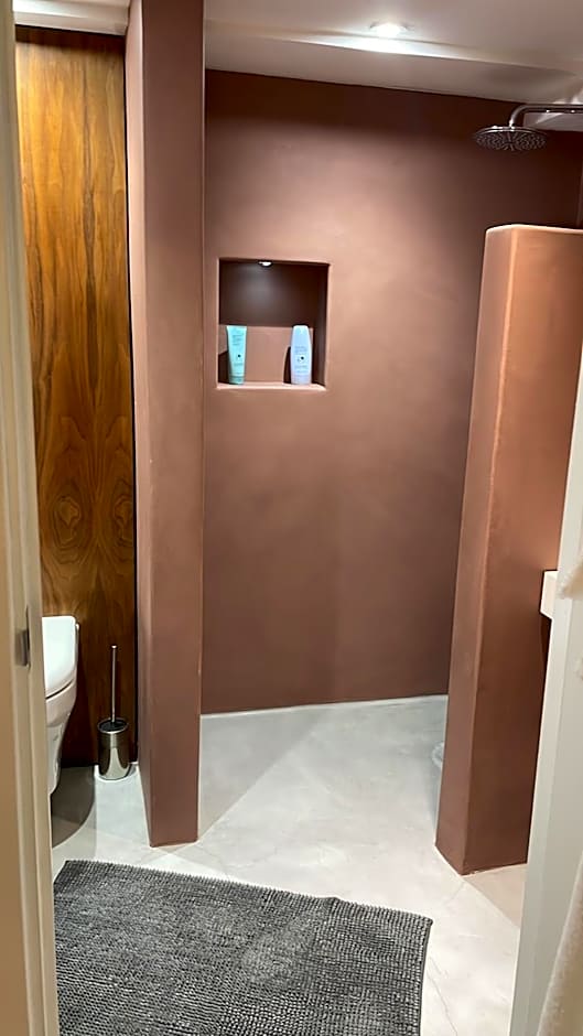 Montys Accommodation