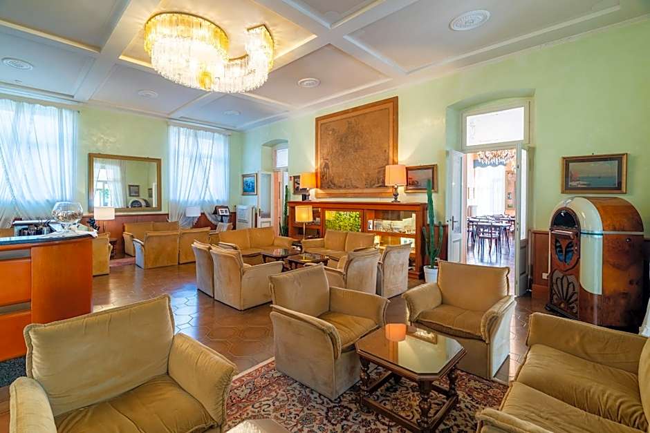 Hotel Maderno by Double Hospitality
