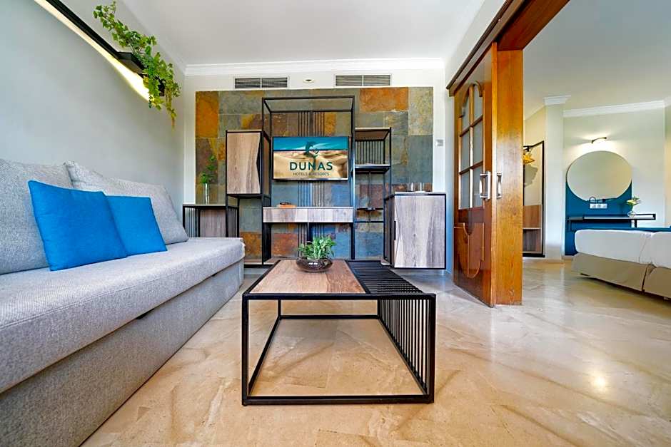 Suites & Villas by Dunas