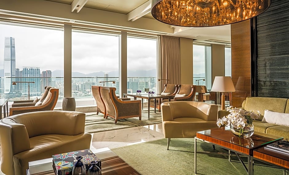 Four Seasons Hotel Hong Kong