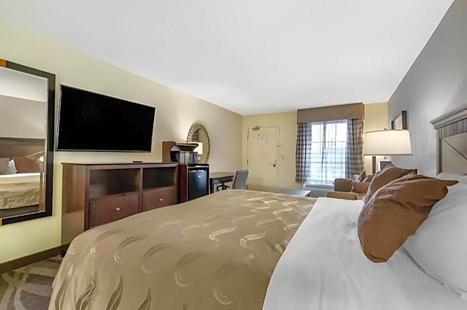 Quality Inn Windsor Mill - Baltimore