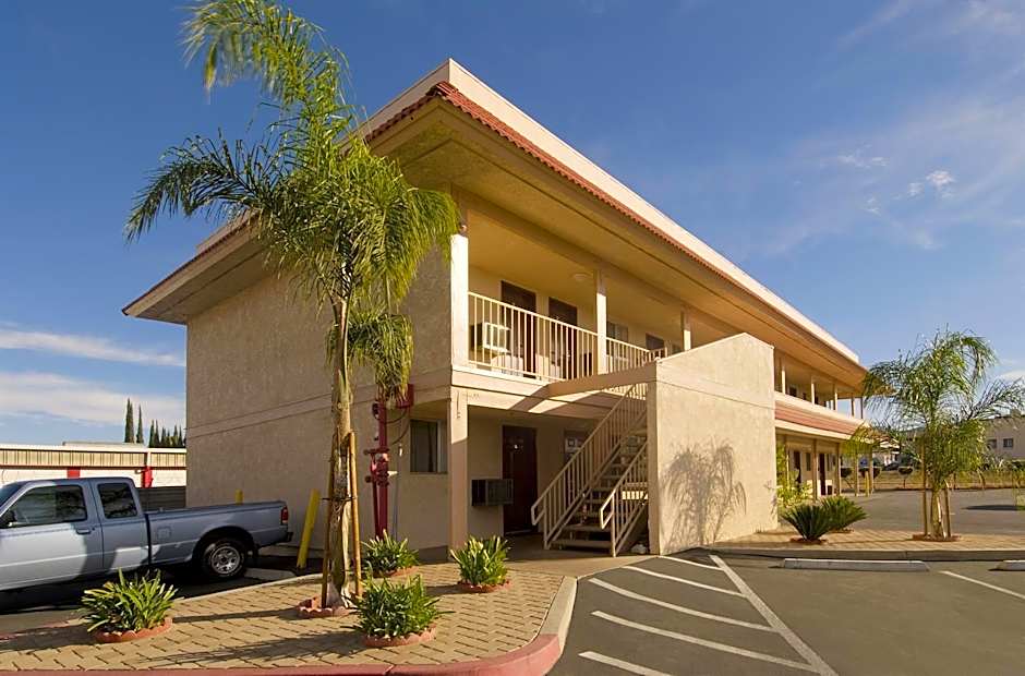 Americas Best Value Inn- Calimesa