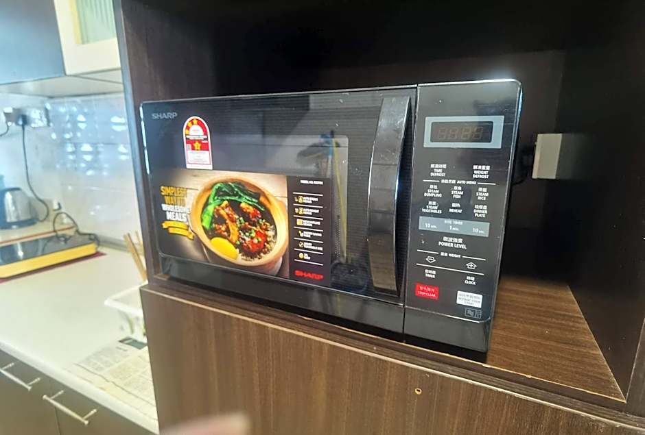 3 Rooms 10 pax VKA near LRT Axiata Bkt-Jalil IMU APU