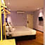 Le Embassy Hotel Georgetown