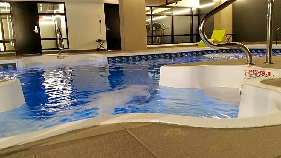 Grand Times Hotel Drummondville