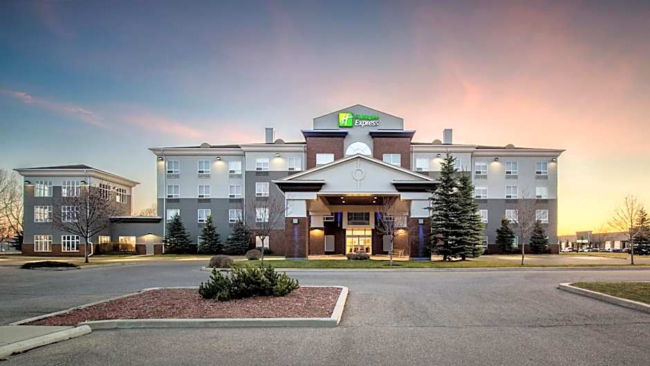 Holiday Inn Express Airdrie By IHG