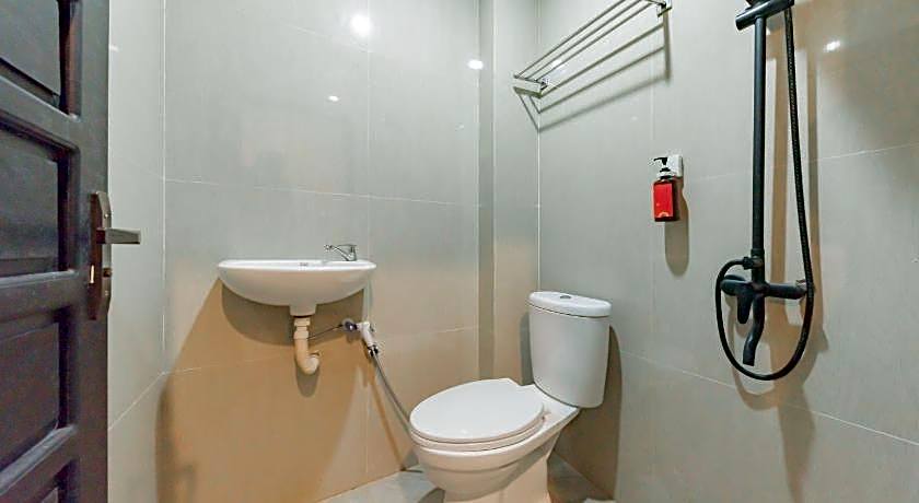 Urbanview Hotel Diamond Malai Permata near Universitas Palangkaraya by RedDoorz