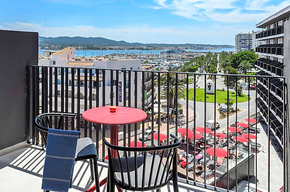 Hotel Vibra District - Adults Only