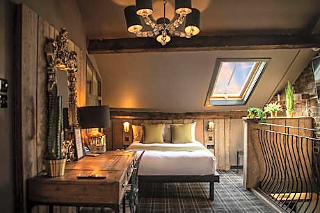 Luxury Quadruple Room