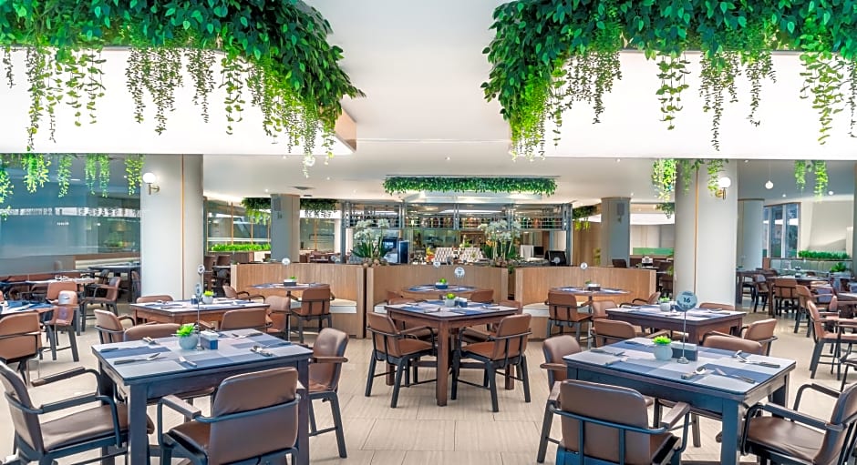 A-One New Wing Hotel