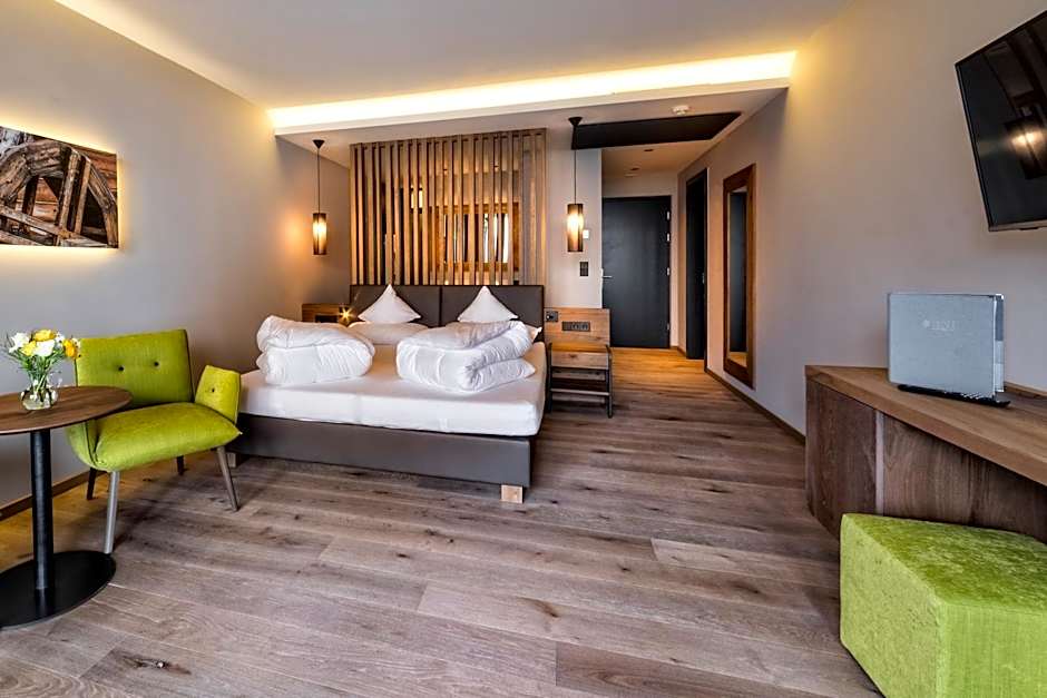 Avidea - Adults Only