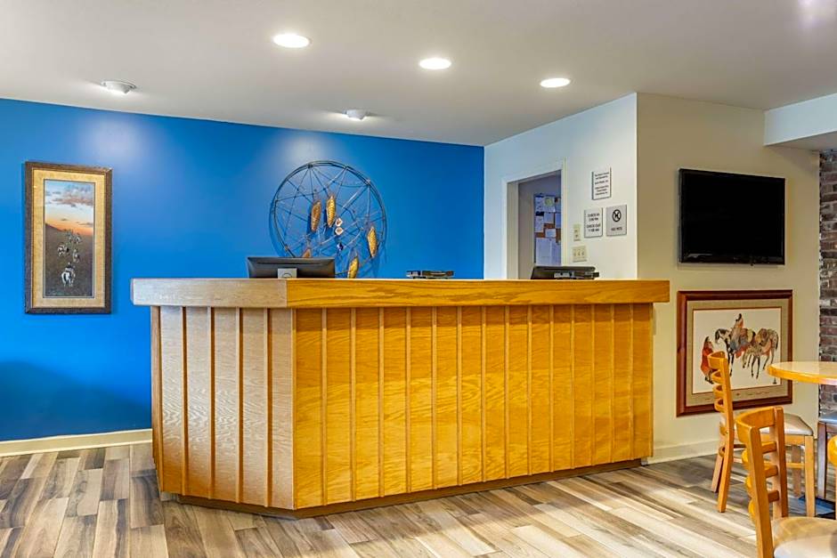 Econo Lodge Cherokee Near Island Park