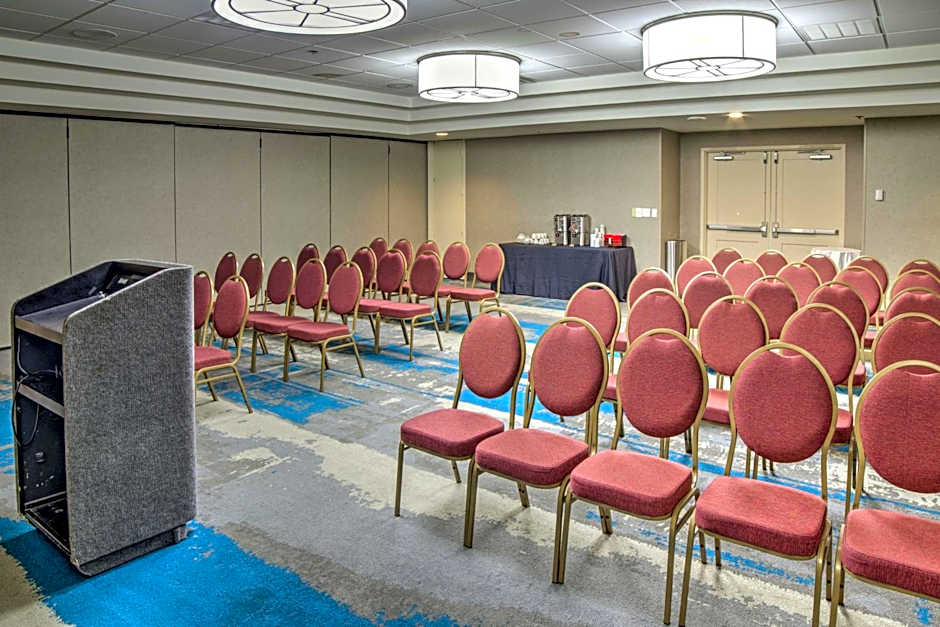 Embassy Suites By Hilton Hotel Indianapolis-North