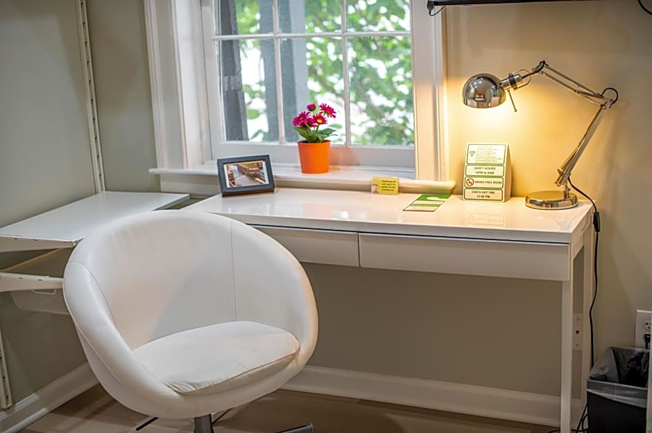 The Georgetown House Boutique Inn