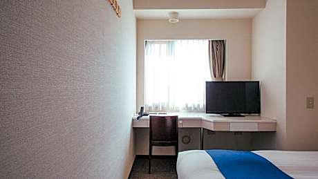 Single Room - Non-Smoking