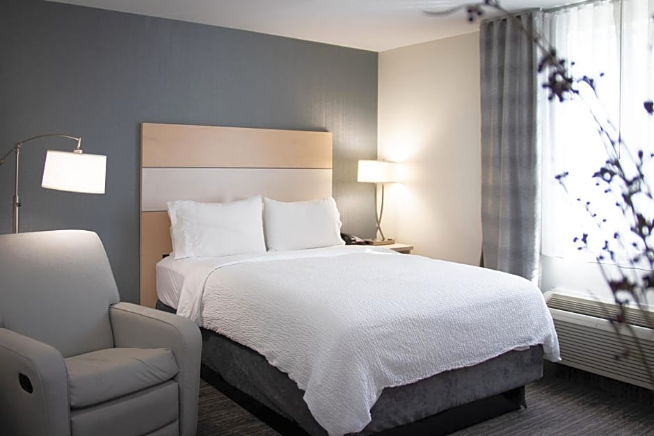Candlewood Suites Miami Intl Airport - 36th St By IHG