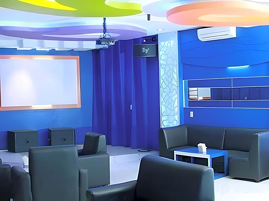 Lonari Hotel