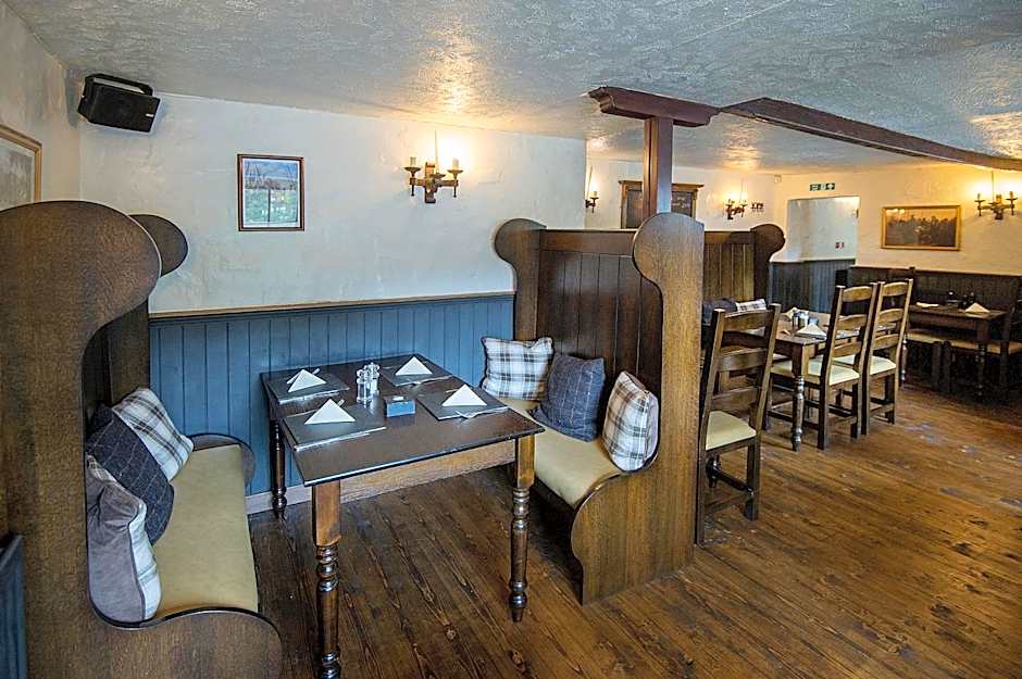 The Falls Of Dochart Inn