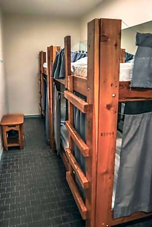 Bed in 4-Bed Mixed Dormitory Room