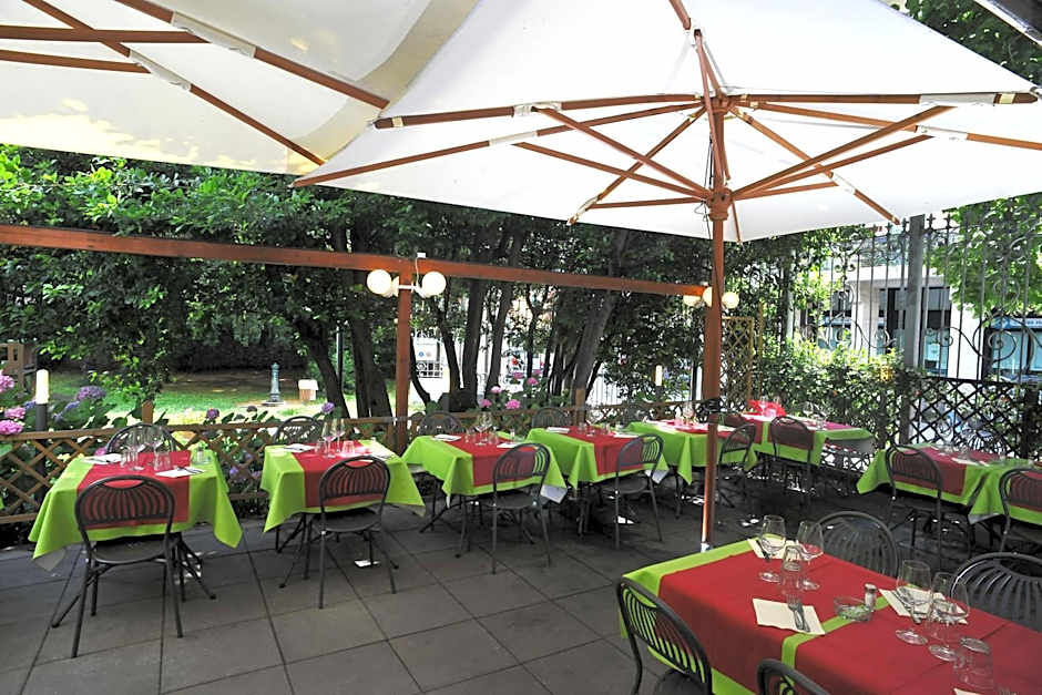 Trattoria Laghee con alloggio