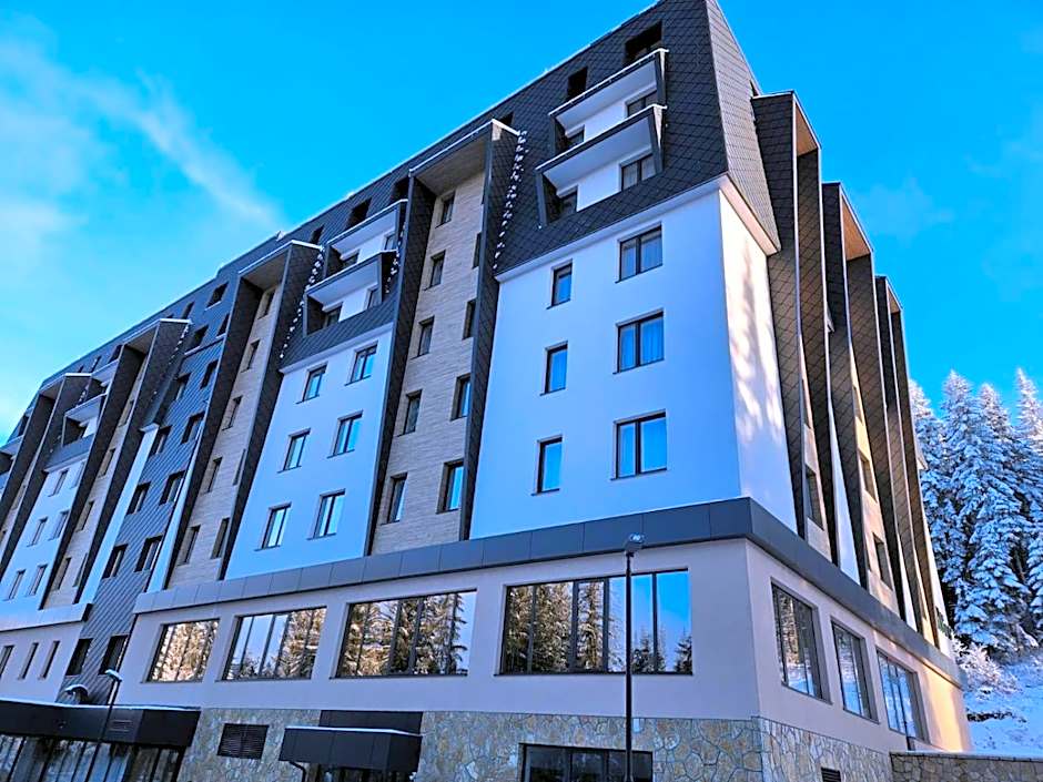 Aparthotel Zlatni Javor