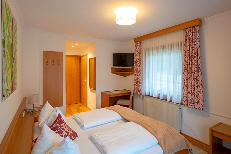 Alpenhotel Badmeister