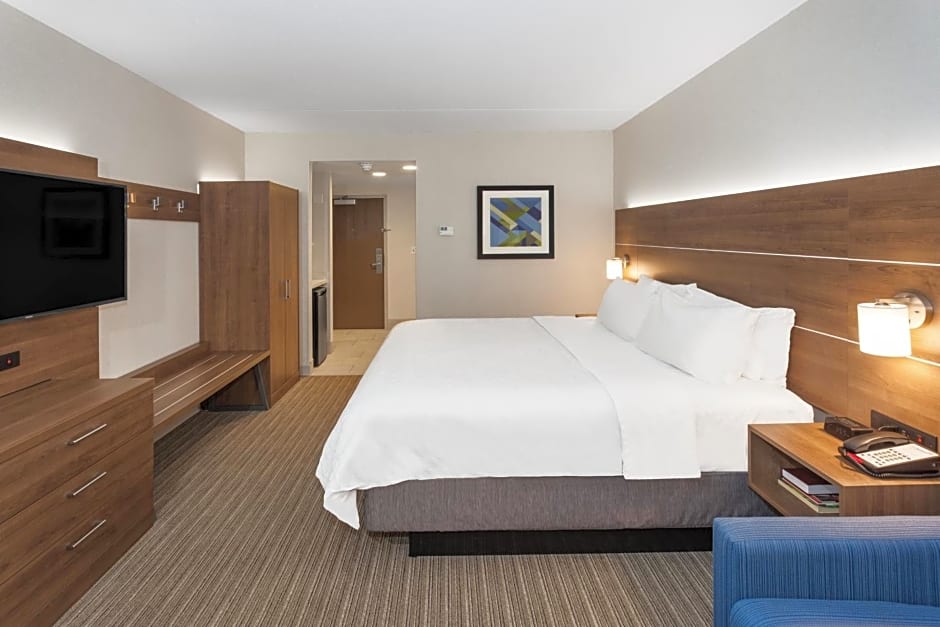 Holiday Inn Express Hotel & Suites Providence-Woonsocket