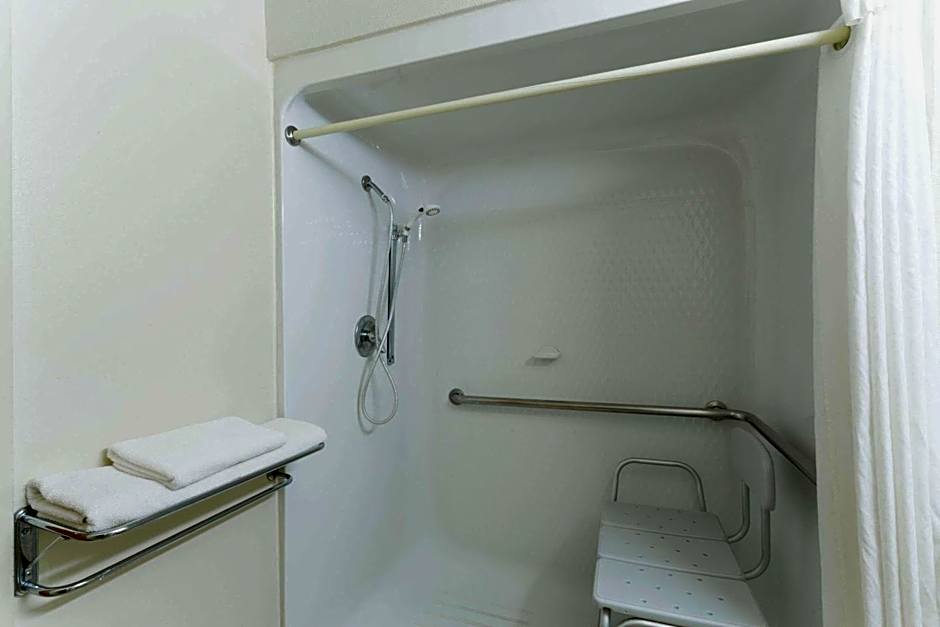 Super 8 by Wyndham Green River