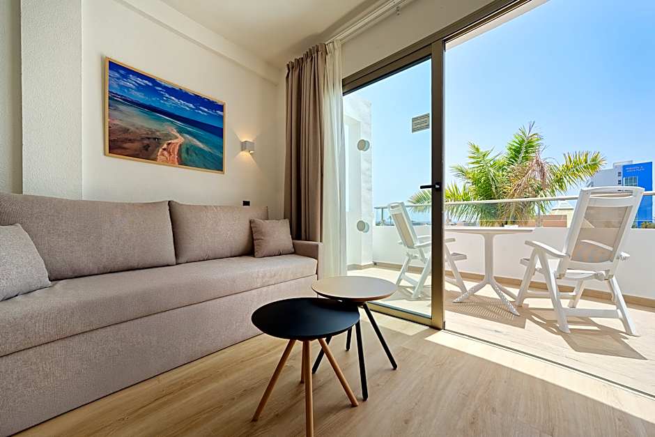Photo 1 of 11 of PREMIUM 1 BED APARTMENT 2 ADULTS