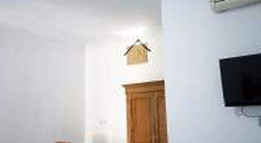 OYO Life 92886 Rumah Nyaman Radhika 2 Syariah