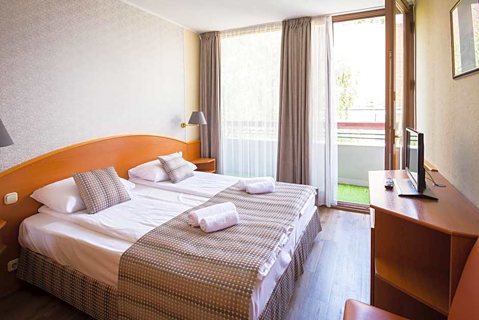 Hotel Orion Várkert