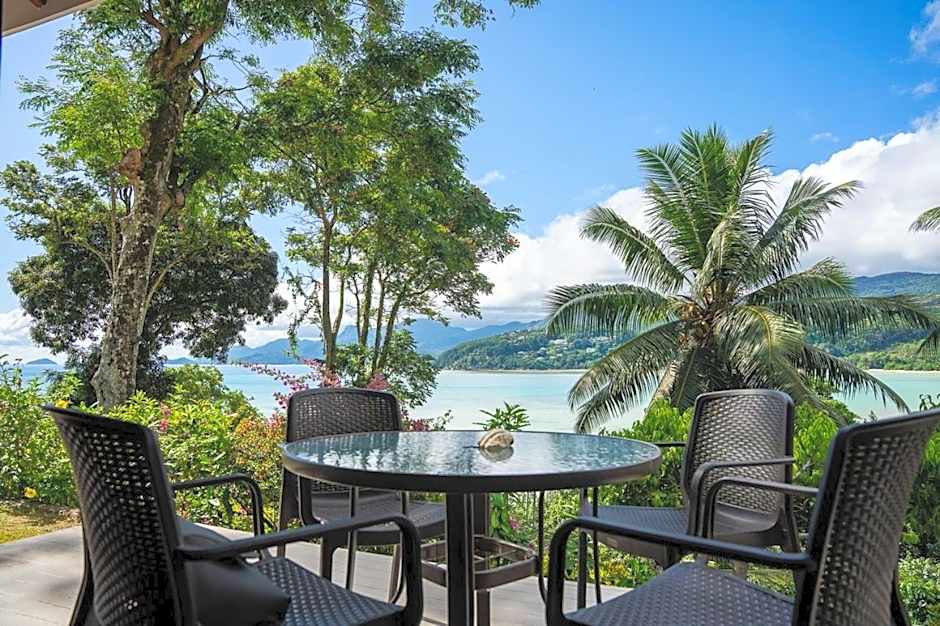 La Residence Villas & Studios