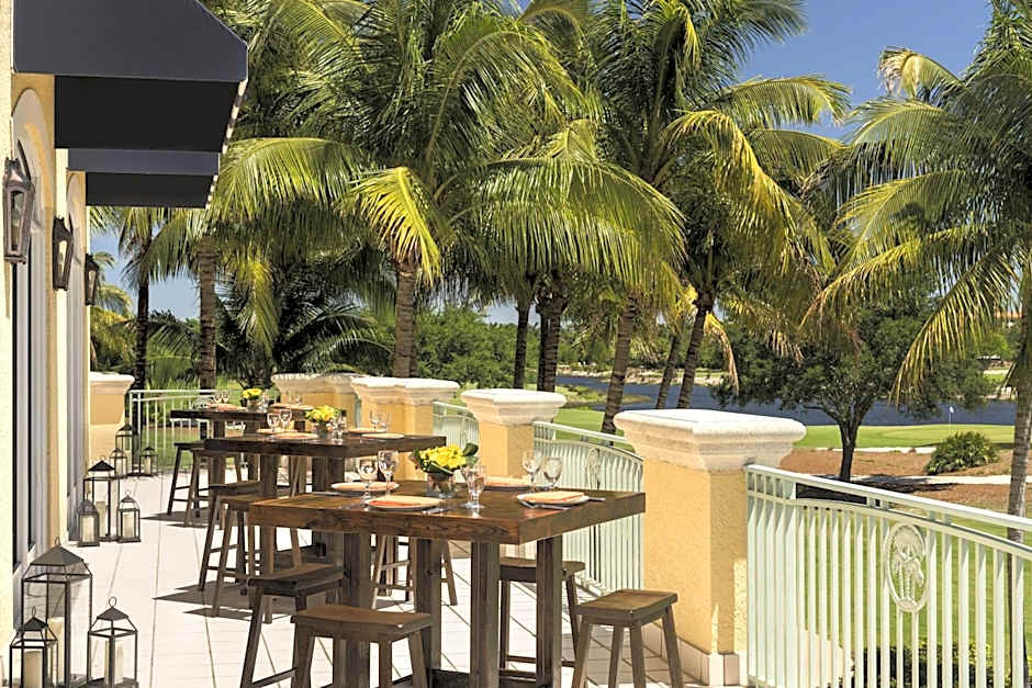The Ritz-Carlton Naples, Tiburón