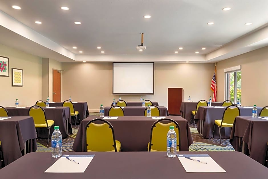 Holiday Inn Express Hotel & Suites Lavonia By IHG