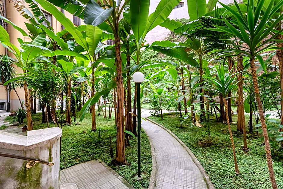 Leo's Colosseum - Private Apartments