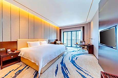 Superior Lake View Room